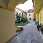 Matilda Old Town With Free 2 Car Parking Kosice
