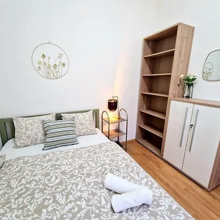 Matilda Old Town With Free Parking Apartmán