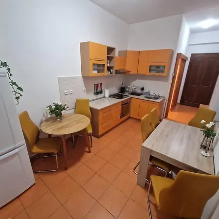 Apartamento Matilda Old Town With Free 2 Car Parking