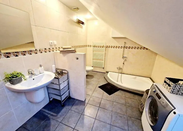 Matilda Old Town With Free 2 Car Parking Apartamento Košice